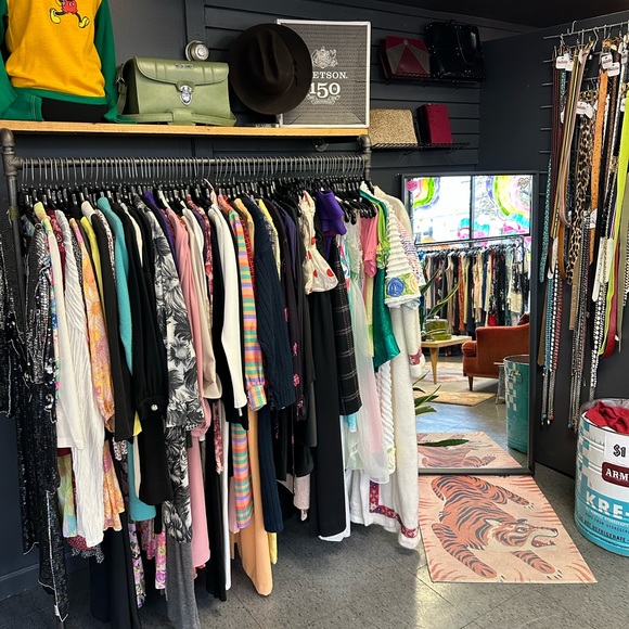 ❤️DNB Shop!❤️ - Picture 8 of 11